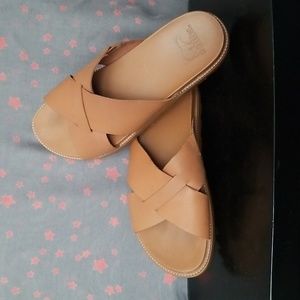 Sorel Roaming crisscross slides GUC